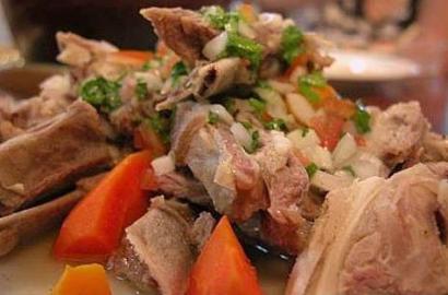 新疆美食--手抓羊肉